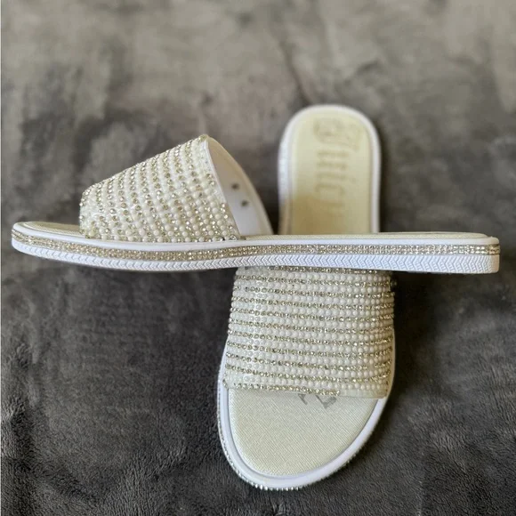 Juicy Couture Pearl Rhinestone Slide Sandals White - Picture 3 of 4